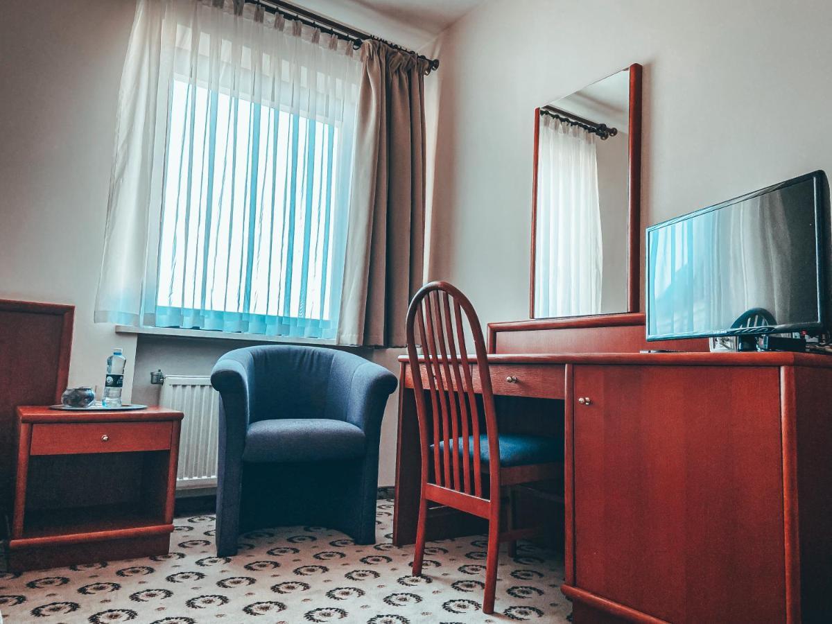 Astoria Bed & Breakfast Swarzędz Eksteriør bilde