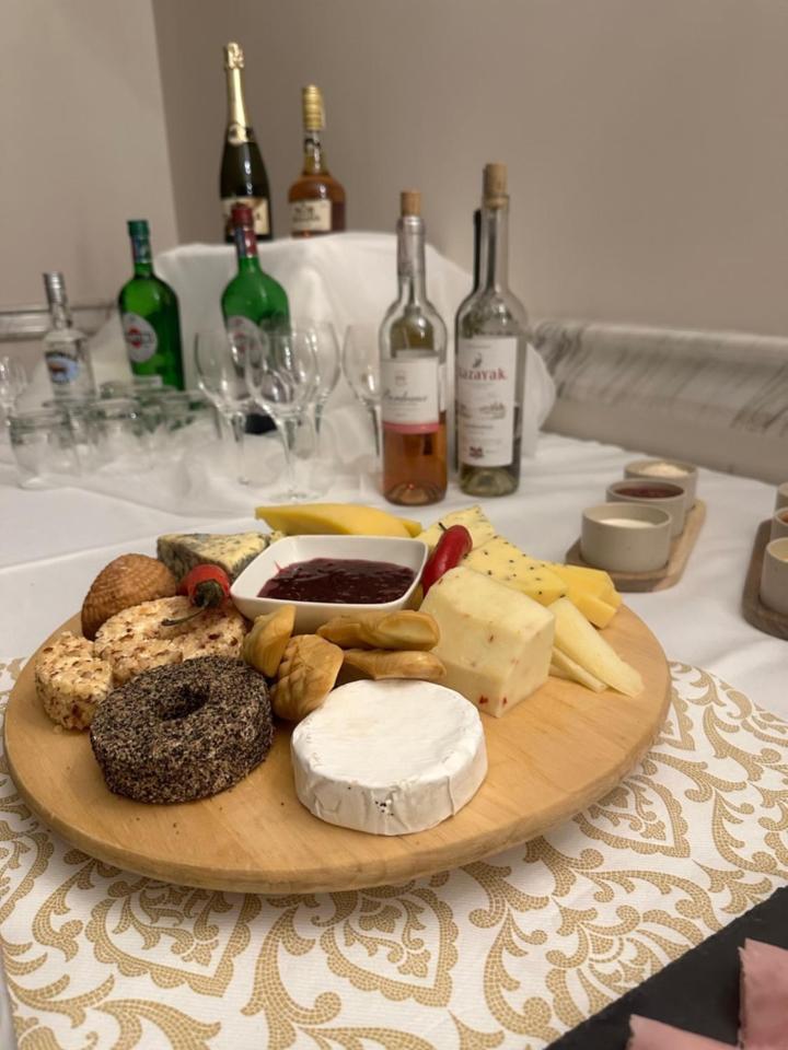 Astoria Bed & Breakfast Swarzędz Eksteriør bilde