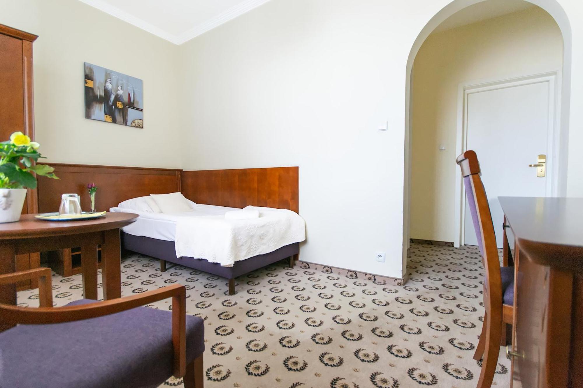 Astoria Bed & Breakfast Swarzędz Eksteriør bilde