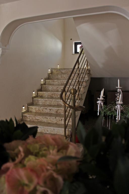 Astoria Bed & Breakfast Swarzędz Eksteriør bilde